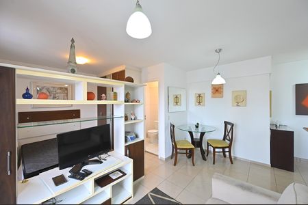 Apartamento à venda com 36m², 1 quarto e 1 vagaSala