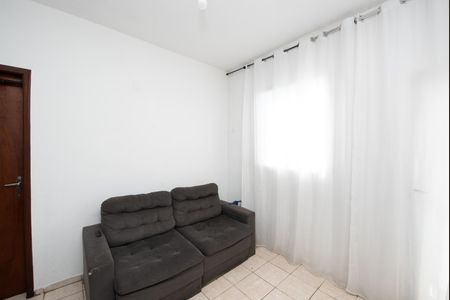 Sala de apartamento para alugar com 2 quartos, 41m² em Glalija, Belo Horizonte
