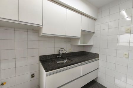 Apartamento para alugar com 74m², 3 quartos e 2 vagas Apartamento para alugar com 74m², 3 quartos e 2 vagasCozinha