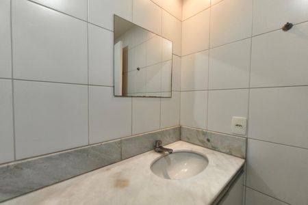 Apartamento para alugar com 74m², 3 quartos e 2 vagas Apartamento para alugar com 74m², 3 quartos e 2 vagasBanheiro Social