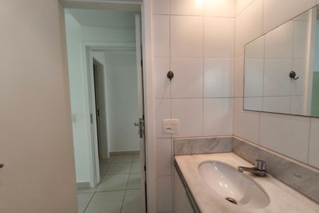 Apartamento para alugar com 74m², 3 quartos e 2 vagas Apartamento para alugar com 74m², 3 quartos e 2 vagasBanheiro Suíte
