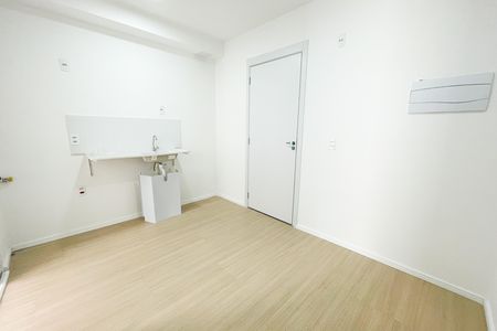 Sala / cozinha de apartamento para alugar com 2 quartos, 28m² em Vila Jaguara, São Paulo
