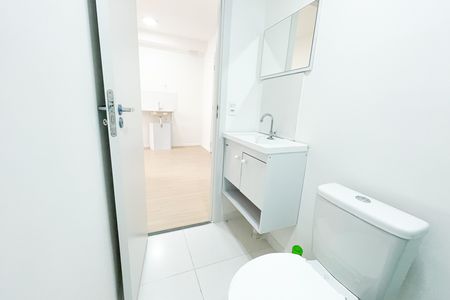 Banheiro de apartamento para alugar com 2 quartos, 28m² em Vila Jaguara, São Paulo