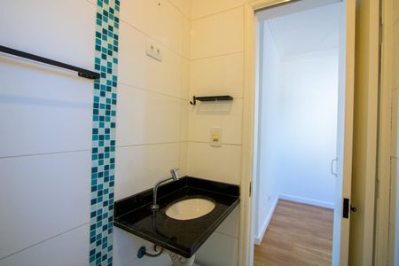 Apartamento à venda com 99m², 2 quartos e 2 vagas Apartamento à venda com 99m², 2 quartos e 2 vagasBanheiro