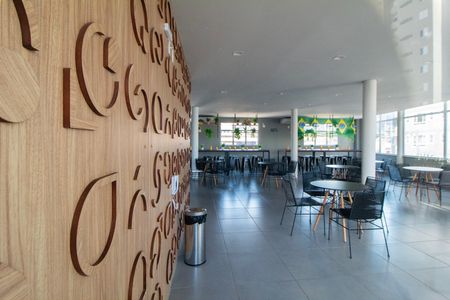 Apartamento para alugar com 60m², 2 quartos e 2 vagasÁrea comum - Salão de Festas 