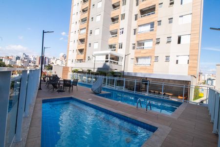Apartamento para alugar com 60m², 2 quartos e 2 vagasÁrea comum - Piscina