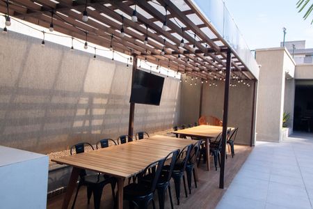 Apartamento para alugar com 60m², 2 quartos e 2 vagasÁrea comum - Churrasqueira