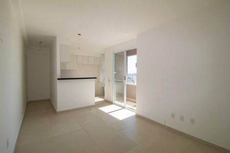 Sala  de apartamento para alugar com 2 quartos, 60m² em Nova Suíça, Belo Horizonte