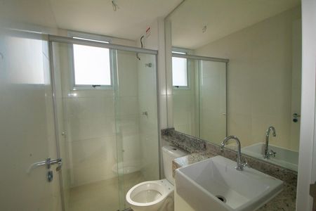 Apartamento para alugar com 60m², 2 quartos e 2 vagasBanheiro Social 