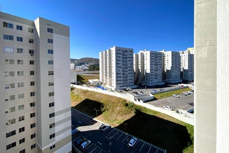 Vista Quarto 2 de apartamento para alugar com 2 quartos, 55m² em Palmeiras, Belo Horizonte