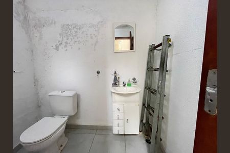 Casa de condomínio à venda com 163m², 3 quartos e 2 vagas Casa de condomínio à venda com 163m², 3 quartos e 2 vagasBanheiro 4