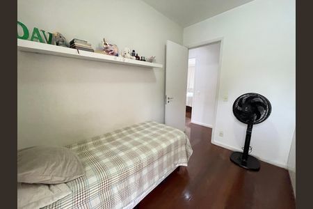 Casa de condomínio à venda com 163m², 3 quartos e 2 vagas Casa de condomínio à venda com 163m², 3 quartos e 2 vagasQuarto 2
