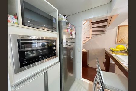 Casa de condomínio à venda com 163m², 3 quartos e 2 vagas Casa de condomínio à venda com 163m², 3 quartos e 2 vagasCozinha