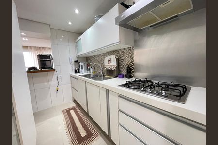 Casa de condomínio à venda com 163m², 3 quartos e 2 vagas Casa de condomínio à venda com 163m², 3 quartos e 2 vagasCozinha
