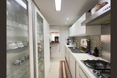 Casa de condomínio à venda com 163m², 3 quartos e 2 vagas Casa de condomínio à venda com 163m², 3 quartos e 2 vagasCozinha