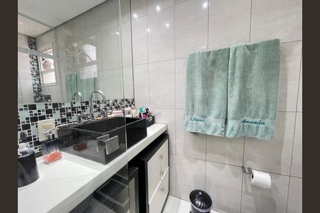 Casa de condomínio à venda com 163m², 3 quartos e 2 vagas Casa de condomínio à venda com 163m², 3 quartos e 2 vagasBanheiro 1