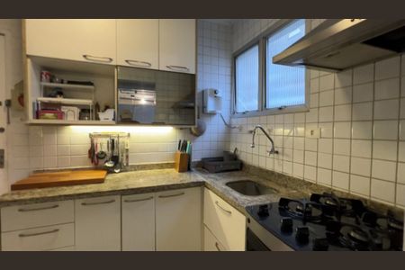 Cozinha de apartamento para alugar com 2 quartos, 3m² em Vila Mariana, São Paulo