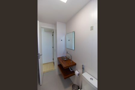 Apartamento para alugar com 60m², 2 quartos e 1 vaga Apartamento para alugar com 60m², 2 quartos e 1 vagaBanheiro Social
