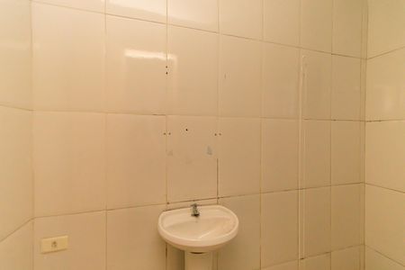 Banheiro de casa para alugar com 1 quarto, 38m² em Jardim Ipanema (zona Leste), São Paulo