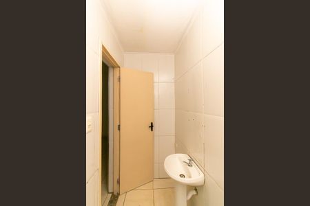 Casa para alugar com 38m², 1 quarto e sem vaga Casa para alugar com 38m², 1 quarto e sem vagaBanheiro