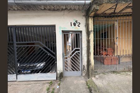 Fachada de casa para alugar com 1 quarto, 38m² em Jardim Ipanema (zona Leste), São Paulo