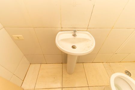 Banheiro de casa para alugar com 1 quarto, 38m² em Jardim Ipanema (zona Leste), São Paulo