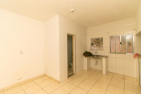Cozinha de casa para alugar com 1 quarto, 38m² em Jardim Ipanema (zona Leste), São Paulo