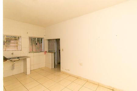 Cozinha de casa para alugar com 1 quarto, 38m² em Jardim Ipanema (zona Leste), São Paulo