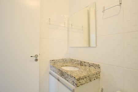 Apartamento para alugar com 36m², 2 quartos e sem vagaBanheiro