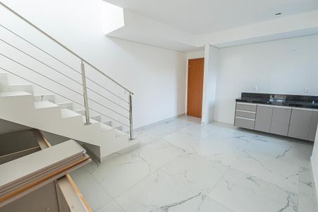 Sala / cozinha americana de apartamento para alugar com 3 quartos, 128m² em Padre Eustáquio, Belo Horizonte