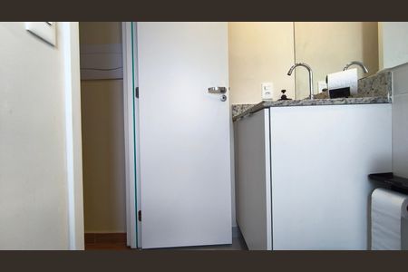 Apartamento para alugar com 28m², 1 quarto e sem vaga Apartamento para alugar com 28m², 1 quarto e sem vagaBanheiro
