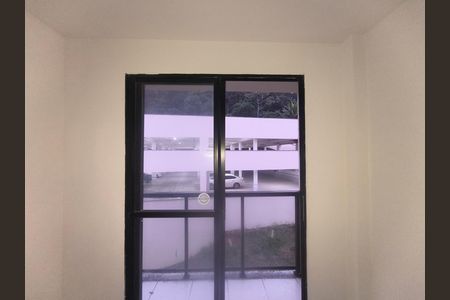 Varanda - Sala de apartamento para alugar com 2 quartos, 60m² em Jacarepaguá, Rio de Janeiro