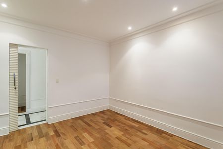 Sala de TV de casa à venda com 5 quartos, 662m² em Indianópolis, São Paulo