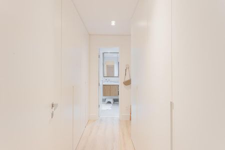 Apartamento à venda com 105m², 2 quartos e 2 vagas Apartamento à venda com 105m², 2 quartos e 2 vagasSuíte