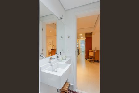 Apartamento à venda com 105m², 2 quartos e 2 vagas Apartamento à venda com 105m², 2 quartos e 2 vagasLavabo