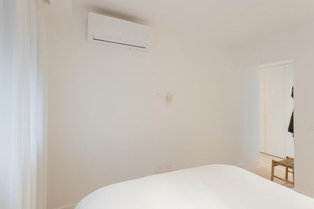 Apartamento à venda com 105m², 2 quartos e 2 vagas Apartamento à venda com 105m², 2 quartos e 2 vagasSuíte