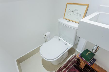 Apartamento à venda com 105m², 2 quartos e 2 vagas Apartamento à venda com 105m², 2 quartos e 2 vagasLavabo