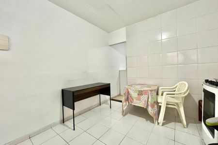 Cozinha de apartamento para alugar com 1 quarto, 25m² em Vila Clementino, São Paulo