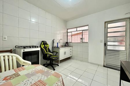 Cozinha de apartamento para alugar com 1 quarto, 25m² em Vila Clementino, São Paulo