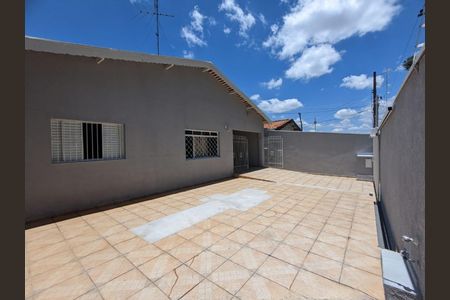 Casa à venda com 134m², 3 quartos e 3 vagas Casa à venda com 134m², 3 quartos e 3 vagasÁrea Externa
