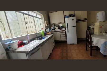 Cozinha de casa à venda com 3 quartos, 134m² em Jardim Eulina, Campinas