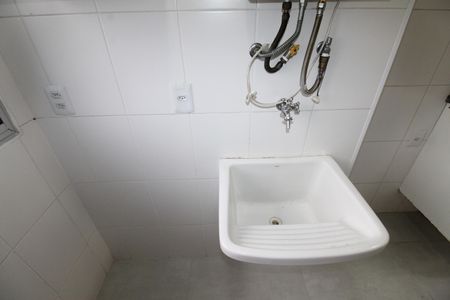 Apartamento para alugar com 63m², 2 quartos e 1 vagaÁrea de Serviço