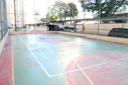 Apartamento para alugar com 63m², 2 quartos e 1 vagaÁrea comum - Quadra Esportiva