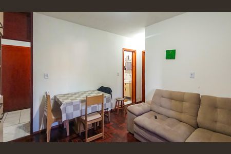 Apartamento à venda com 2 quartos, 50m² em Restinga, Porto Alegre