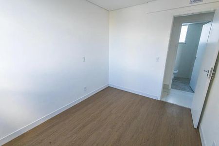 Apartamento para alugar com 168m², 3 quartos e 2 vagasQuarto 2