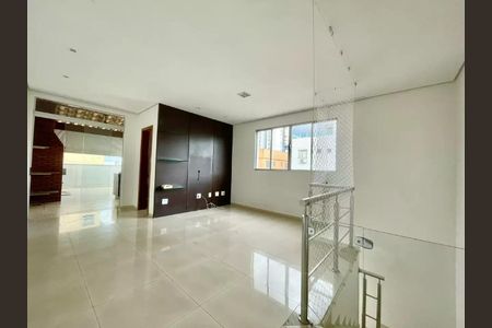 Apartamento para alugar com 117m², 2 quartos e 2 vagasSala