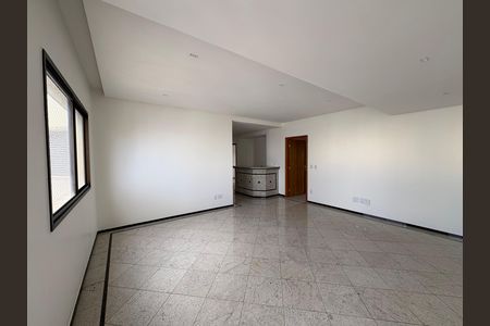 Apartamento à venda com 4 quartos, 305m² em Setor Bueno, Goiânia