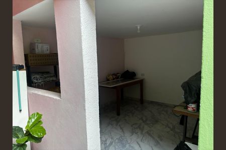 Casa à venda com 150m², 3 quartos e 2 vagasÁrea de Serviço