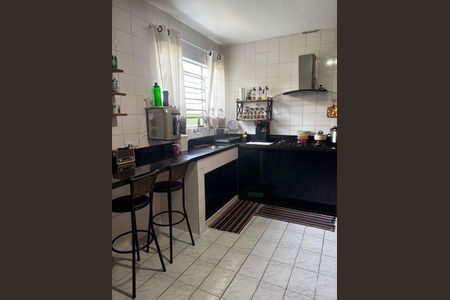 Casa à venda com 150m², 3 quartos e 2 vagasCozinha