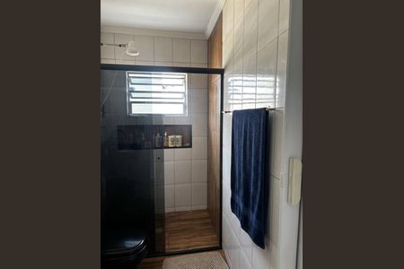 Casa à venda com 150m², 3 quartos e 2 vagasBanheiro